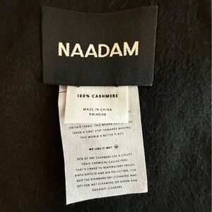 NAADAM Black Cashmere scarf
